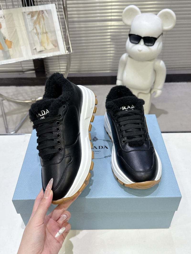 Pra*a sneakers